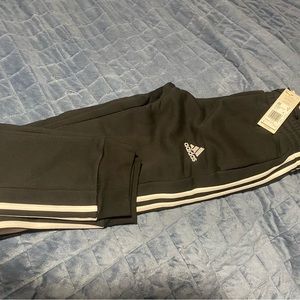 Men's adidas Essentials Fleece Jogger (small)
